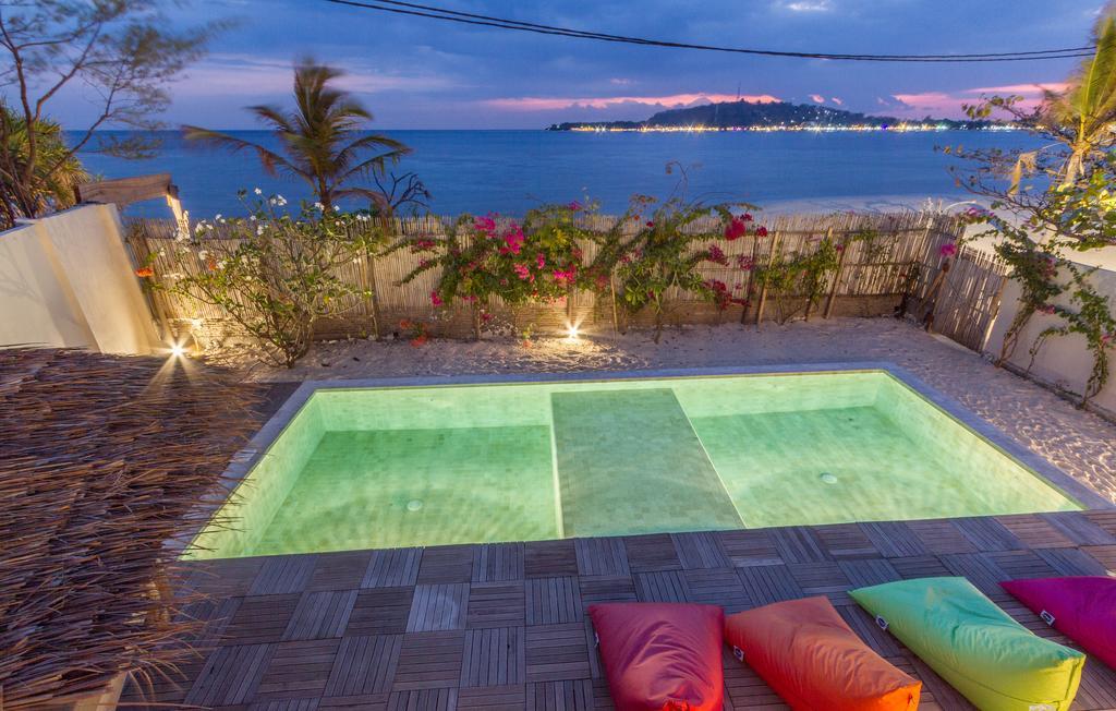 Villa Shelra Gili Meno Exterior photo